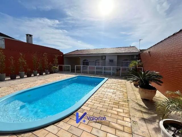 Casa / Sobrado para Venda em Pontal do Paraná/PR Shangri lá 3 Quartos