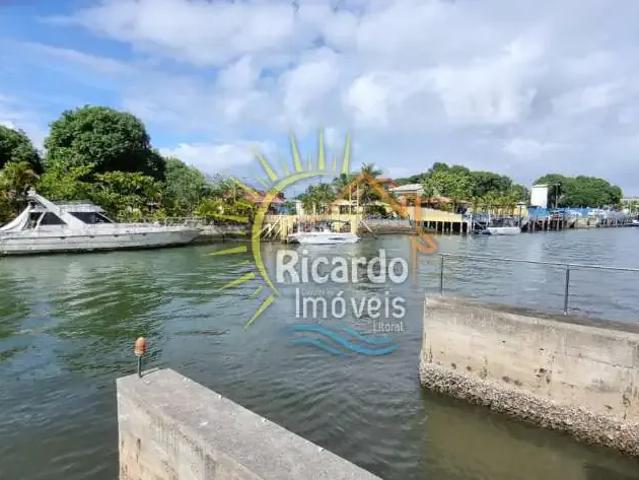 Casa / Sobrado para Venda em Pontal do Paraná/PR Pontal do Sul 10 Quartos