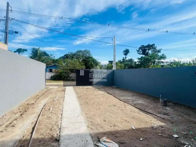 Casa / Sobrado para Venda em Pontal do Paraná/PR Praia de Leste 3 Quartos