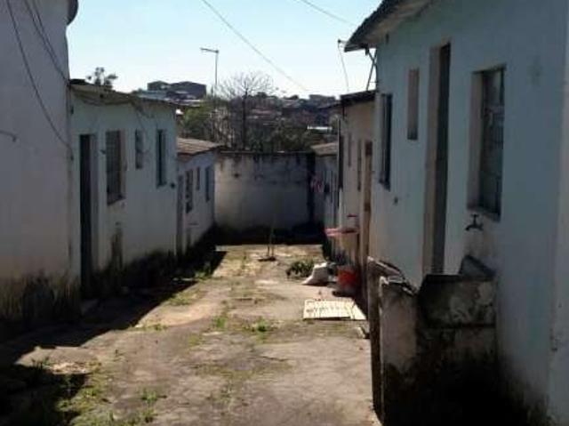 Casa / Sobrado para Venda em Poá/SP Cidade Kemel 1 Quartos