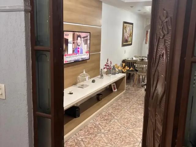 Casa / Sobrado para Venda em Poá/SP Jardim Pinheiro 4 Quartos