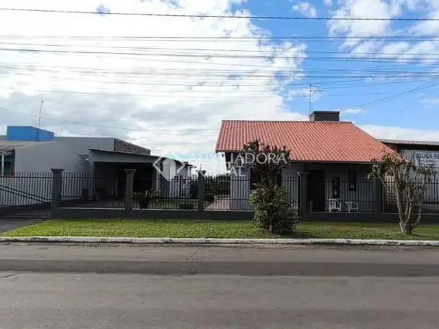 Casa / Sobrado para Venda em Portão/RS Centro 3 Quartos