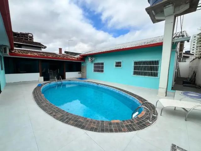 Casa / Sobrado para Venda em Porto Velho/RO Rio Madeira 4 Quartos
