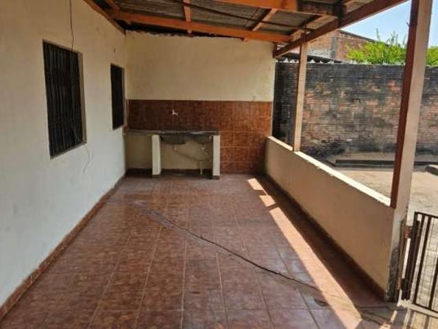 Casa / Sobrado para Venda em Porto Velho/RO Tiradentes 4 Quartos