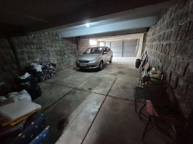Casa / Sobrado para Venda em Porto Alegre/RS Teresópolis 4 Quartos