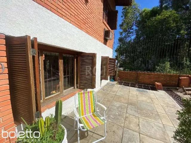 Casa / Sobrado para Venda em Porto Alegre/RS Teresópolis 5 Quartos