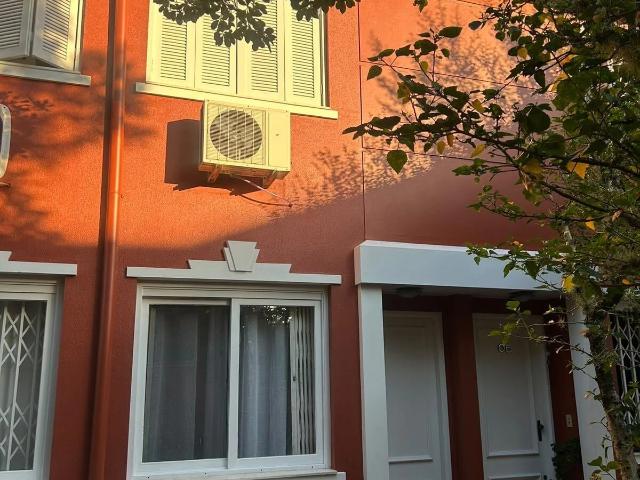 Casa / Sobrado para Venda em Porto Alegre/RS Teresópolis 3 Quartos