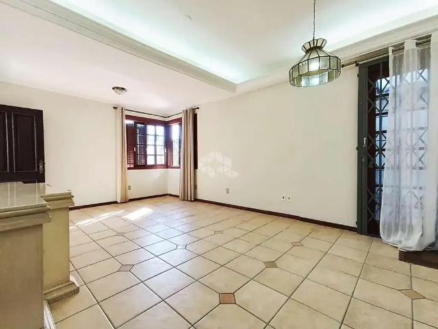 Casa / Sobrado para Venda em Porto Alegre/RS Três Figueiras 3 Quartos