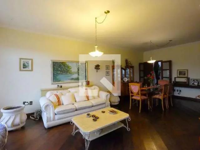 Casa / Sobrado para Venda em Porto Alegre/RS Três Figueiras 3 Quartos