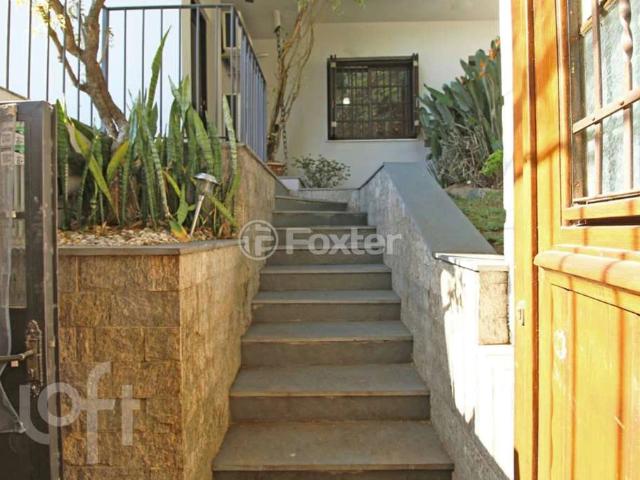 Casa / Sobrado para Venda em Porto Alegre/RS Três Figueiras 3 Quartos