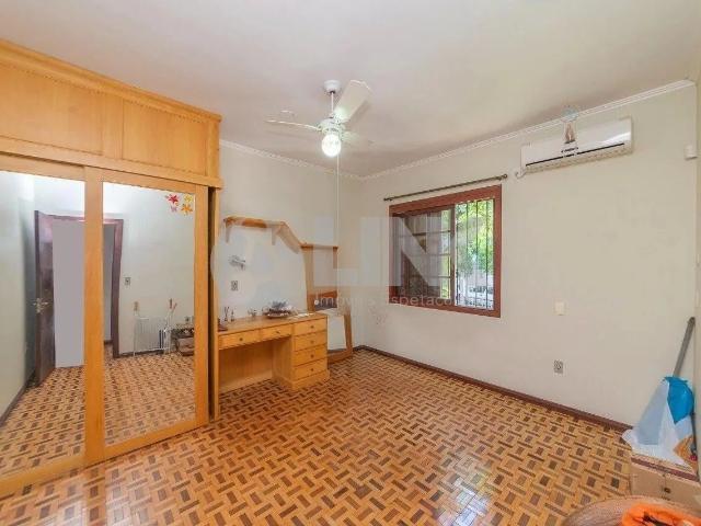 Casa / Sobrado para Venda em Porto Alegre/RS Três Figueiras 3 Quartos