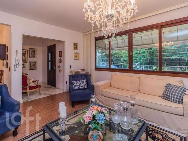 Casa / Sobrado para Venda em Porto Alegre/RS Três Figueiras 3 Quartos
