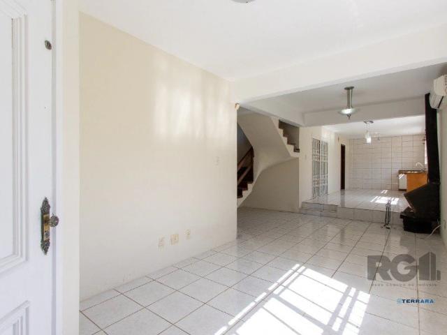 Casa / Sobrado para Venda em Porto Alegre/RS Tristeza 4 Quartos