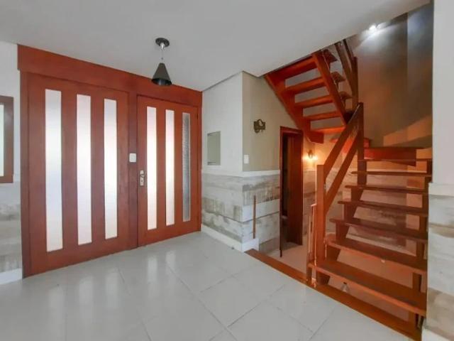 Casa / Sobrado para Venda em Porto Alegre/RS Tristeza 4 Quartos