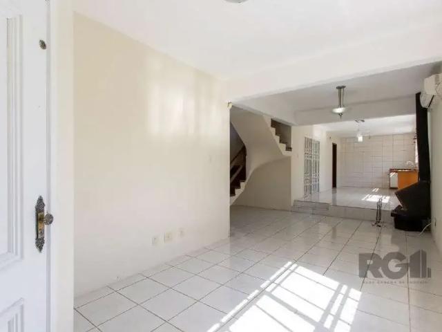 Casa / Sobrado para Venda em Porto Alegre/RS Tristeza 4 Quartos