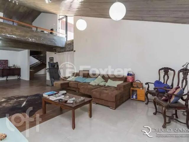 Casa / Sobrado para Venda em Porto Alegre/RS Tristeza 4 Quartos
