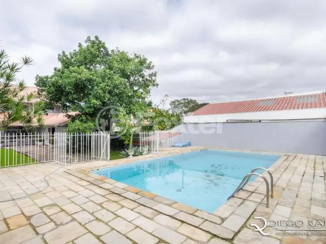 Casa / Sobrado para Venda em Porto Alegre/RS Tristeza 4 Quartos