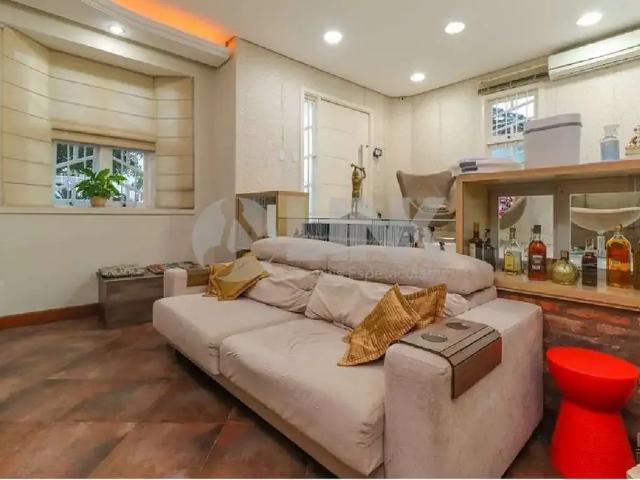 Casa / Sobrado para Venda em Porto Alegre/RS Tristeza 5 Quartos