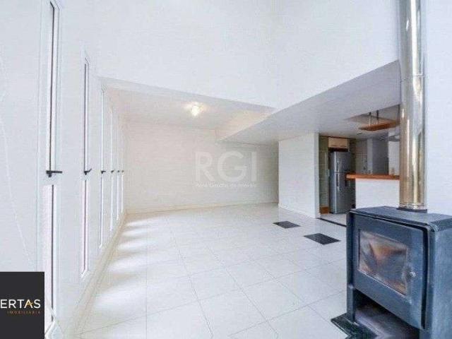 Casa / Sobrado para Venda em Porto Alegre/RS Tristeza 2 Quartos