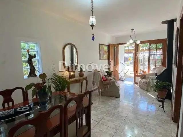 Casa / Sobrado para Venda em Porto Alegre/RS Tristeza 3 Quartos