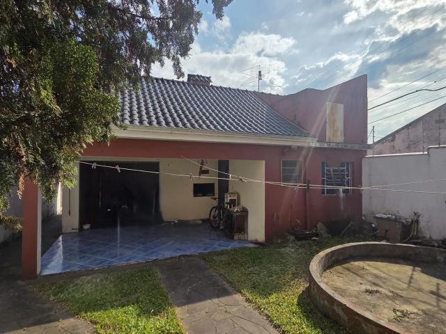 Casa / Sobrado para Venda em Porto Alegre/RS Tristeza 3 Quartos