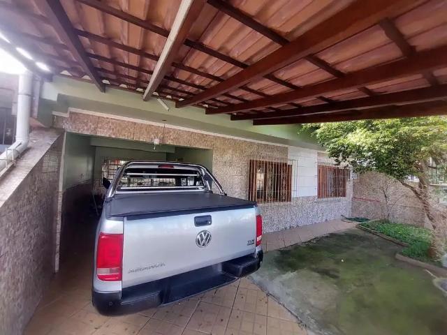 Casa / Sobrado para Venda em Porto Alegre/RS Tristeza 3 Quartos