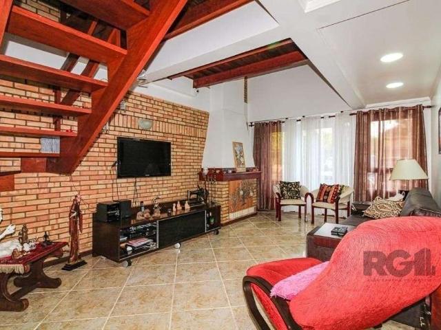 Casa / Sobrado para Venda em Porto Alegre/RS Tristeza 3 Quartos