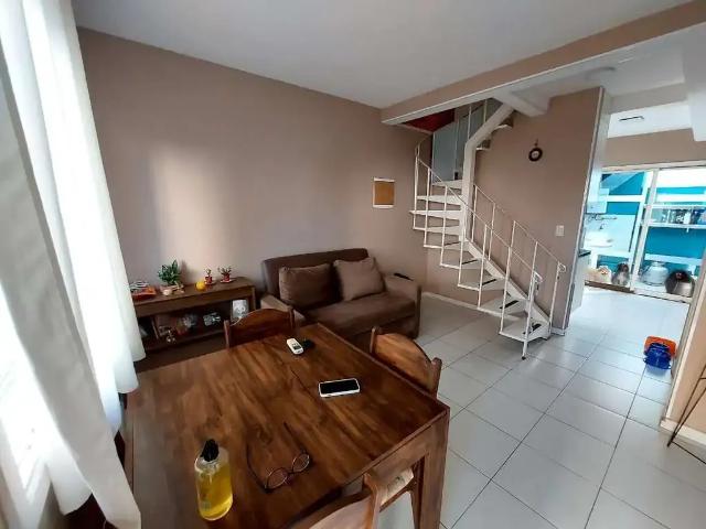Casa / Sobrado para Venda em Porto Alegre/RS Tristeza 3 Quartos