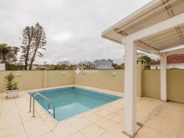 Casa / Sobrado para Venda em Porto Alegre/RS Tristeza 3 Quartos