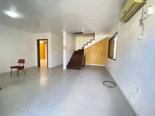 Casa / Sobrado para Venda em Porto Alegre/RS Tristeza 3 Quartos