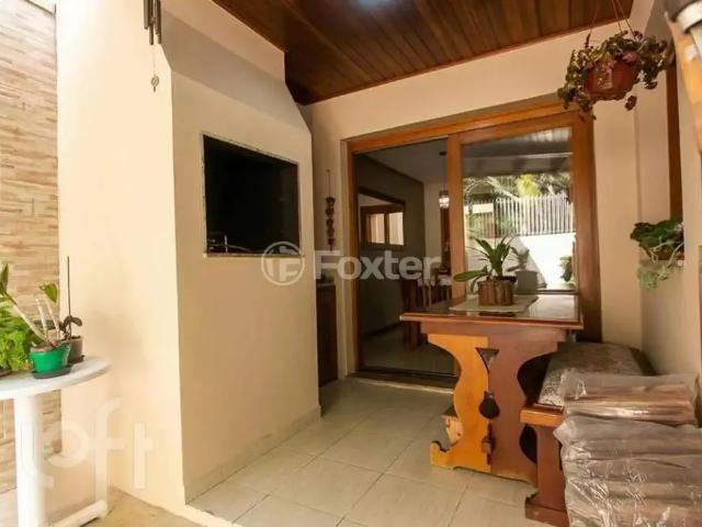 Casa / Sobrado para Venda em Porto Alegre/RS Tristeza 3 Quartos