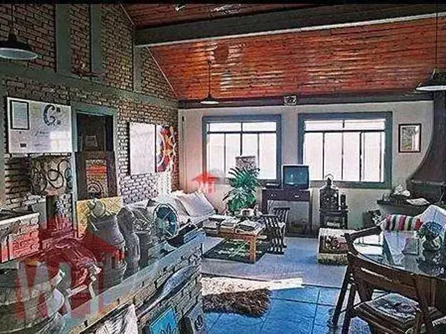 Casa / Sobrado para Venda em Porto Alegre/RS Tristeza 3 Quartos