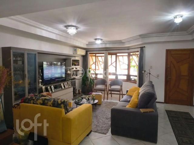 Casa / Sobrado para Venda em Porto Alegre/RS Tristeza 3 Quartos