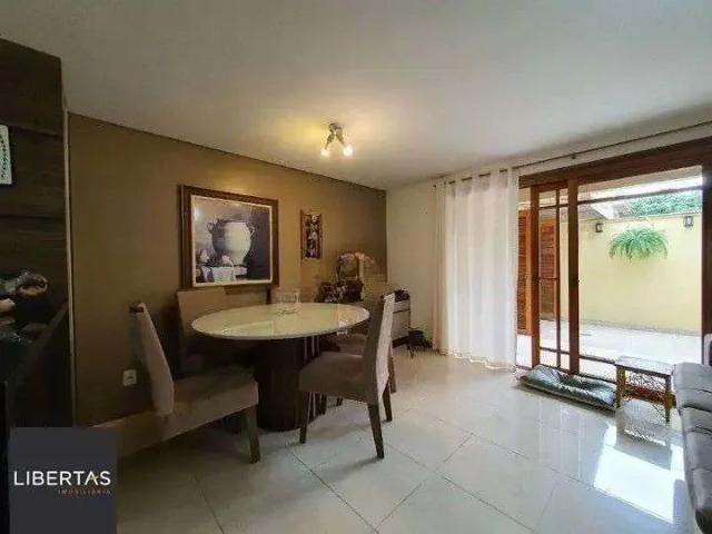 Casa / Sobrado para Venda em Porto Alegre/RS Tristeza 3 Quartos