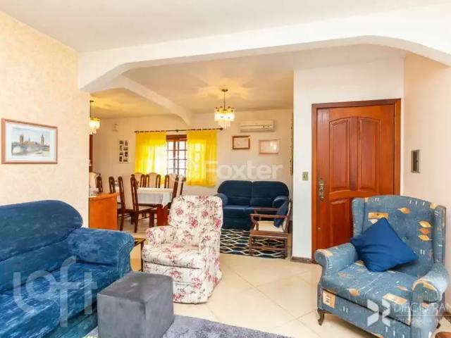 Casa / Sobrado para Venda em Porto Alegre/RS Tristeza 3 Quartos