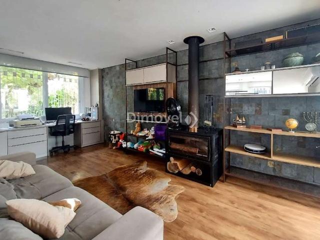 Casa / Sobrado para Venda em Porto Alegre/RS Tristeza 3 Quartos