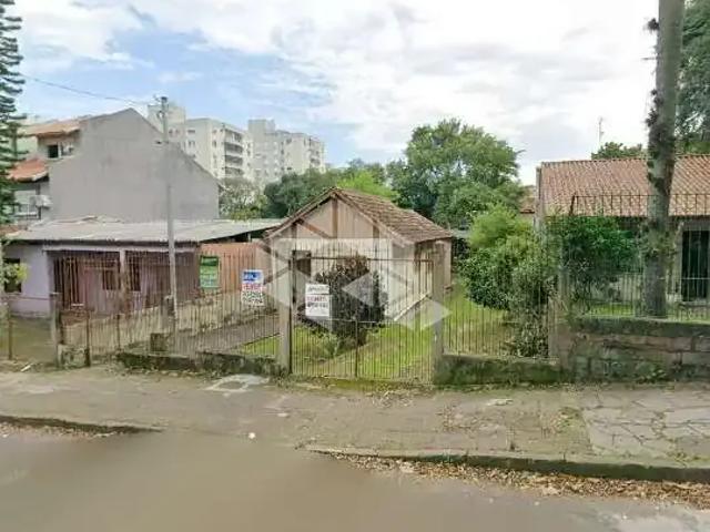 Casa / Sobrado para Venda em Porto Alegre/RS Tristeza 3 Quartos