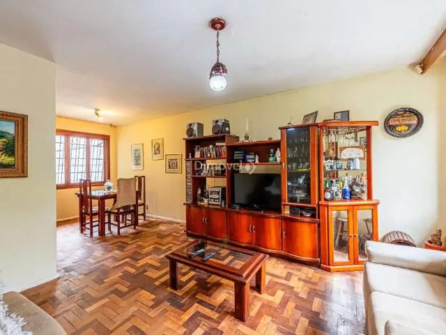 Casa / Sobrado para Venda em Porto Alegre/RS Tristeza 3 Quartos