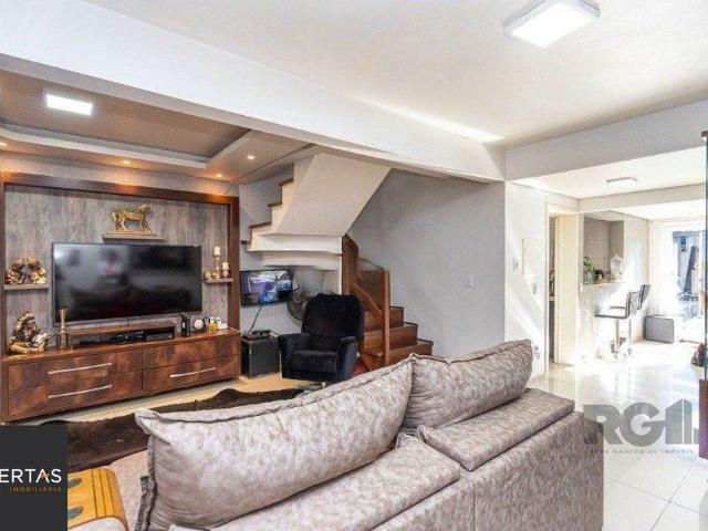 Casa / Sobrado para Venda em Porto Alegre/RS Tristeza 3 Quartos