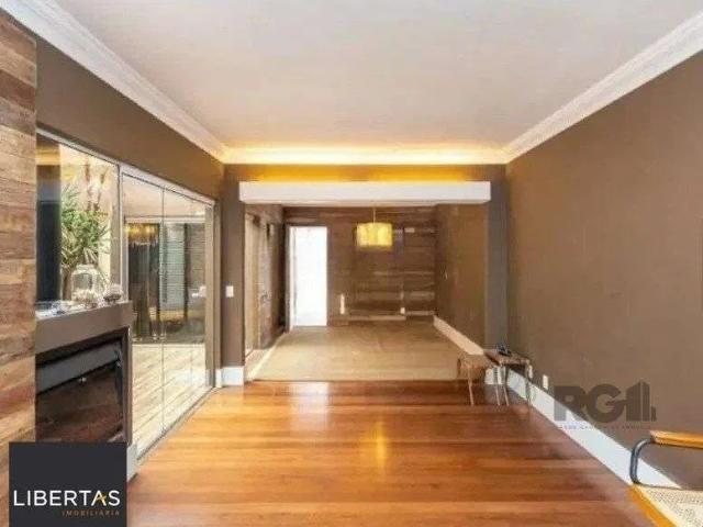 Casa / Sobrado para Venda em Porto Alegre/RS Tristeza 3 Quartos