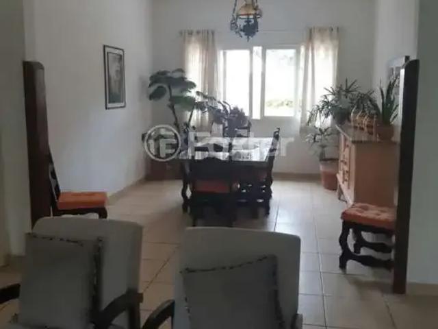 Casa / Sobrado para Venda em Porto Alegre/RS Tristeza 3 Quartos