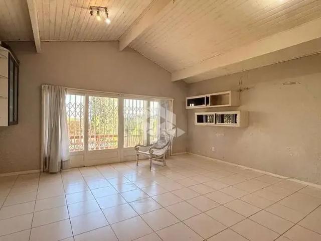 Casa / Sobrado para Venda em Porto Alegre/RS Tristeza 3 Quartos