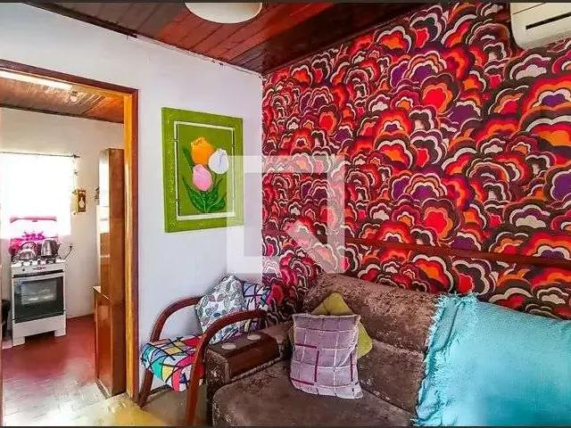 Casa / Sobrado para Venda em Porto Alegre/RS Vila Nova 3 Quartos