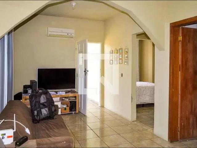 Casa / Sobrado para Venda em Porto Alegre/RS Vila Nova 2 Quartos
