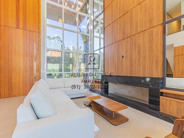 Casa / Sobrado para Venda em Porto Alegre/RS Vila Nova 4 Quartos
