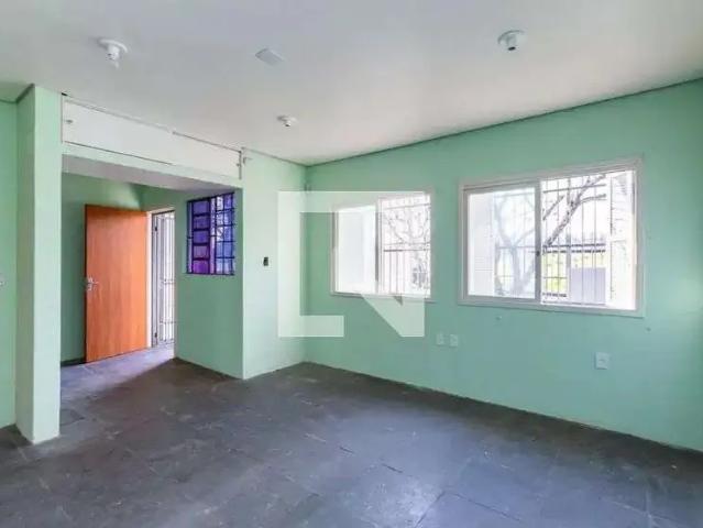 Casa / Sobrado para Venda em Porto Alegre/RS Vila Operária 2 Quartos