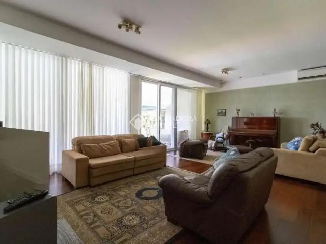 Casa / Sobrado para Venda em Porto Alegre/RS Vila Assunção 3 Quartos