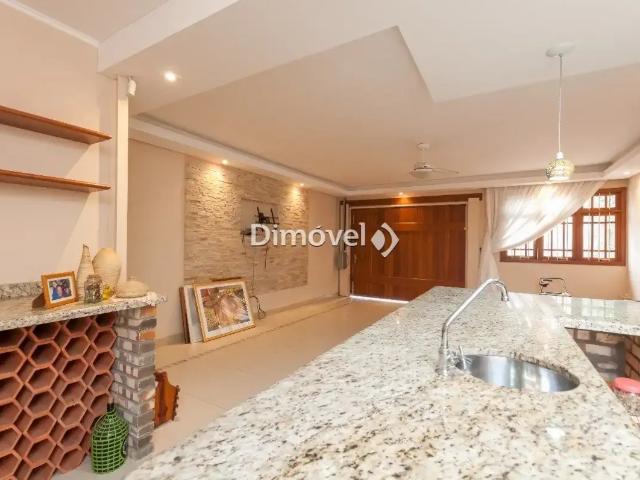 Casa / Sobrado para Venda em Porto Alegre/RS Vila Assunção 3 Quartos