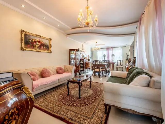 Casa / Sobrado para Venda em Porto Alegre/RS Vila Assunção 3 Quartos