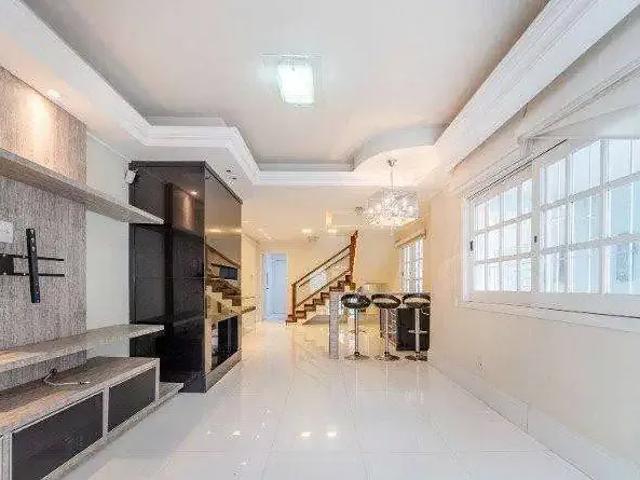 Casa / Sobrado para Venda em Porto Alegre/RS Vila Assunção 3 Quartos